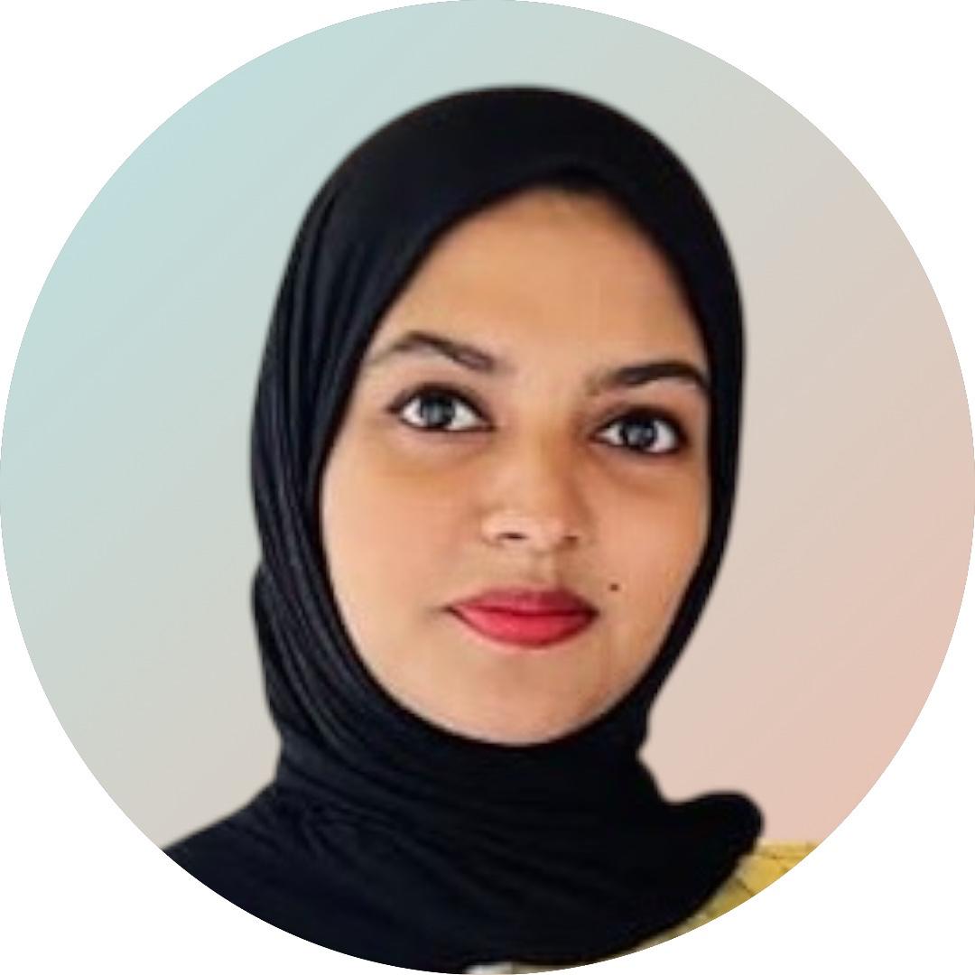 Professional portrait of a female SEO expert, representing confidence, expertise, and dedication to digital marketing success.